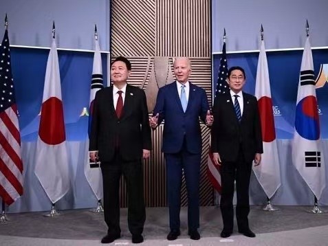 APEC 2022 Economic Leaders’ Family Photo